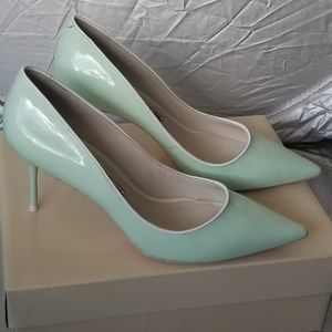 Sophia Webster tow pointed kitten heels